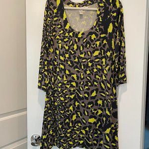 Diane Von Furstenberg Vintage - Grey & Yellow Leopard Print Shift size 10